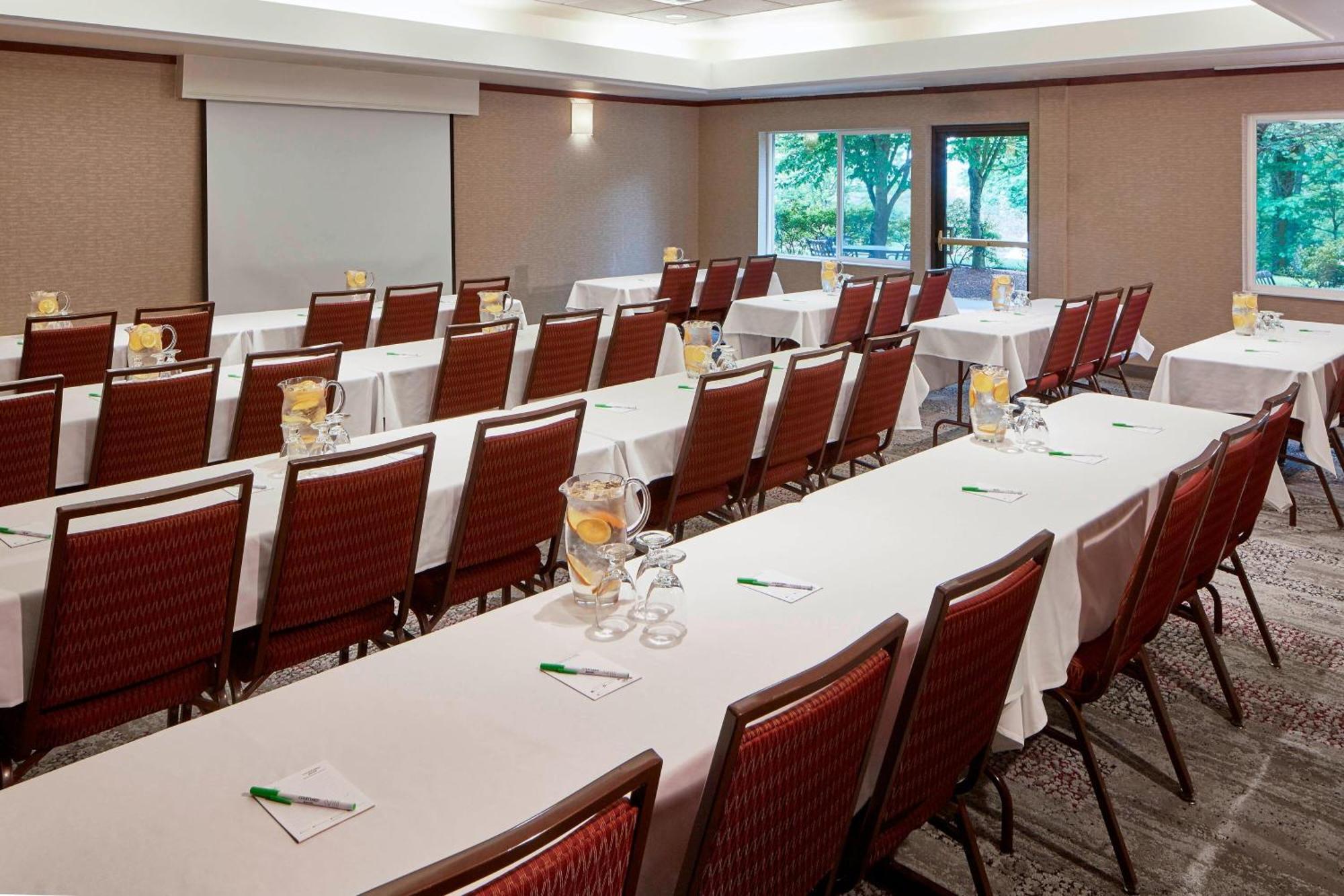 Courtyard By Marriott Portland Southeast/Clackamas Εξωτερικό φωτογραφία