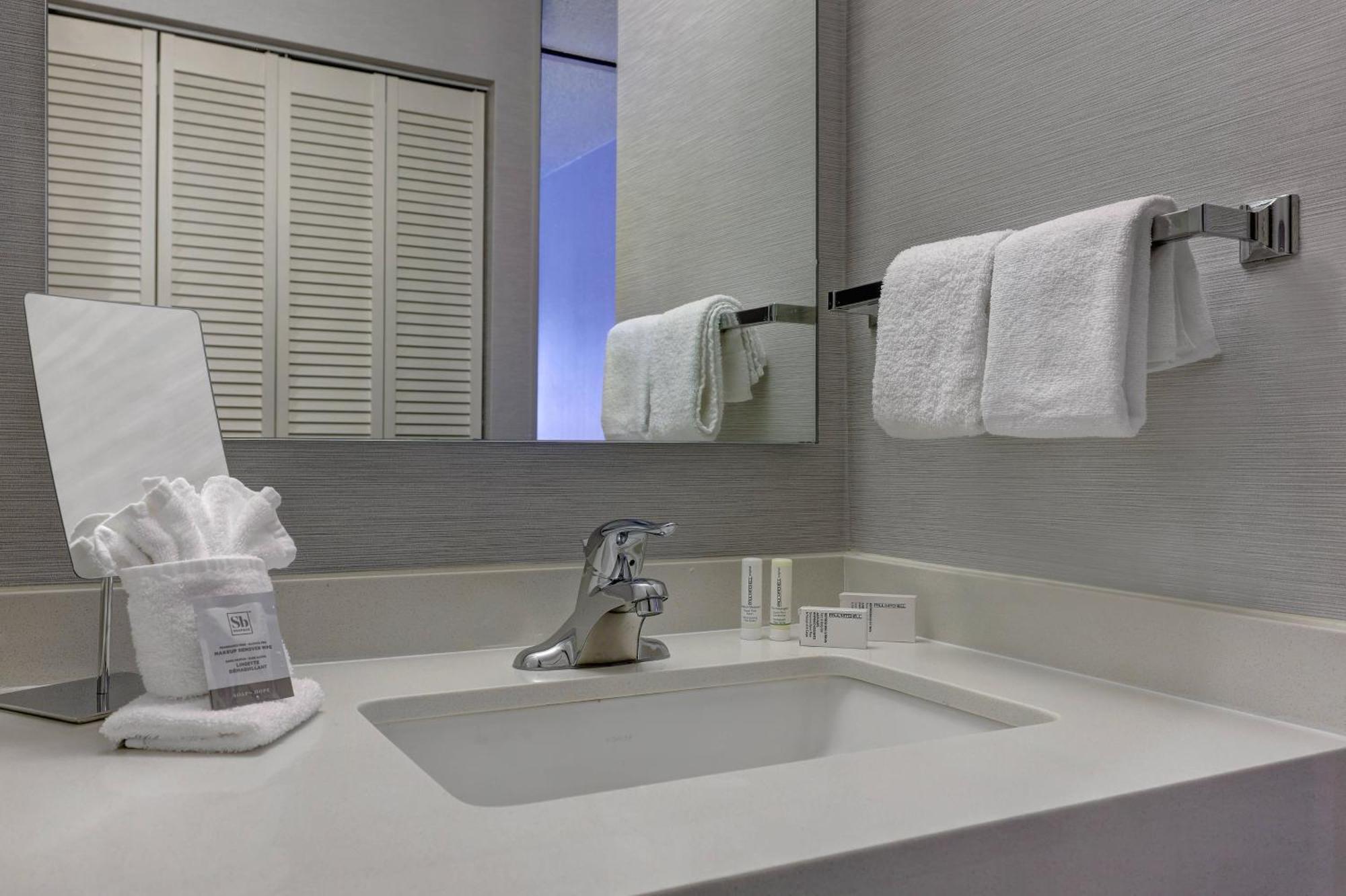 Courtyard By Marriott Portland Southeast/Clackamas Εξωτερικό φωτογραφία