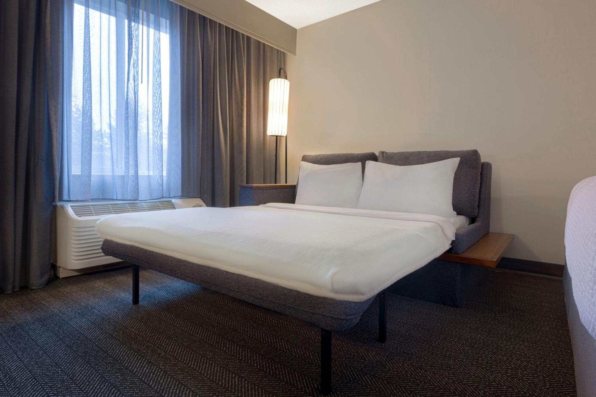 Courtyard By Marriott Portland Southeast/Clackamas Εξωτερικό φωτογραφία